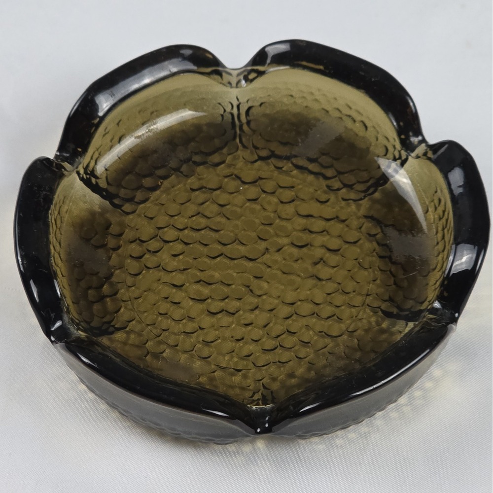 Vintage MCM brown hocking Anchor Heavy Glass Ashtray Scalloped Edge Flower Lotus